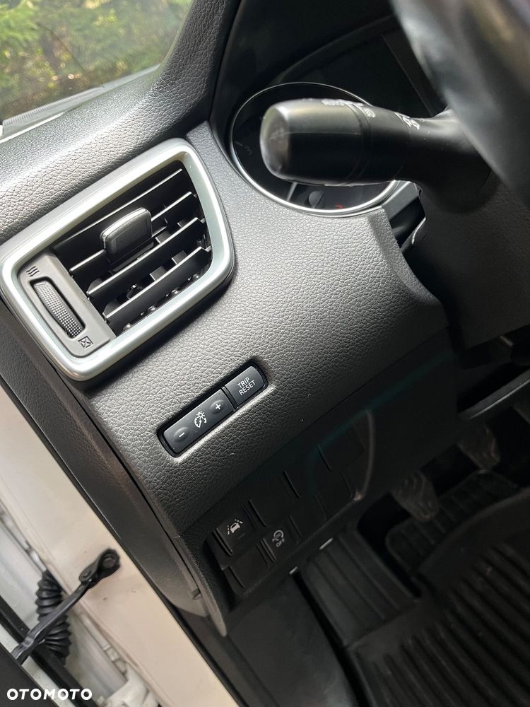 Nissan Qashqai 1.2 DIG-T Tekna EU6 - 9