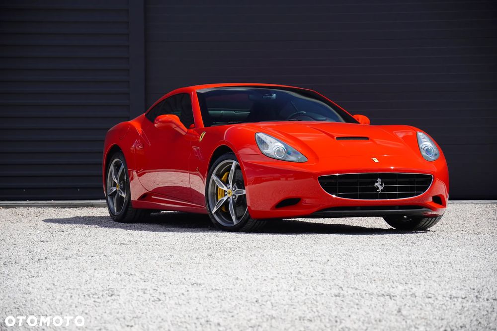 Ferrari California - 8
