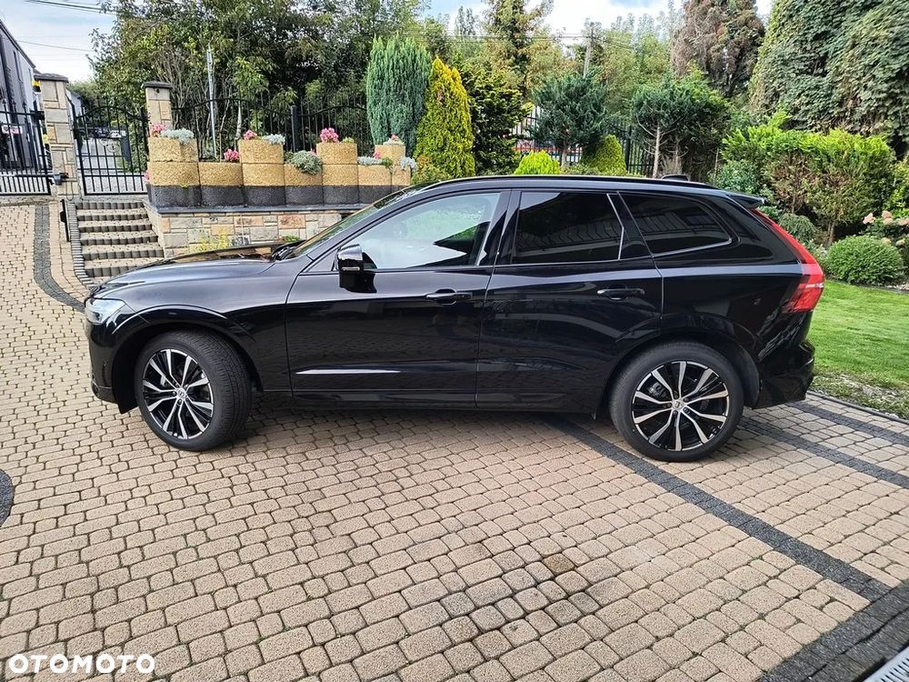 Volvo XC 60 B5 B AWD Plus Black Edition - 18