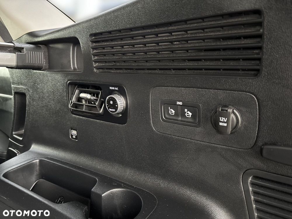 Kia Sorento - 16