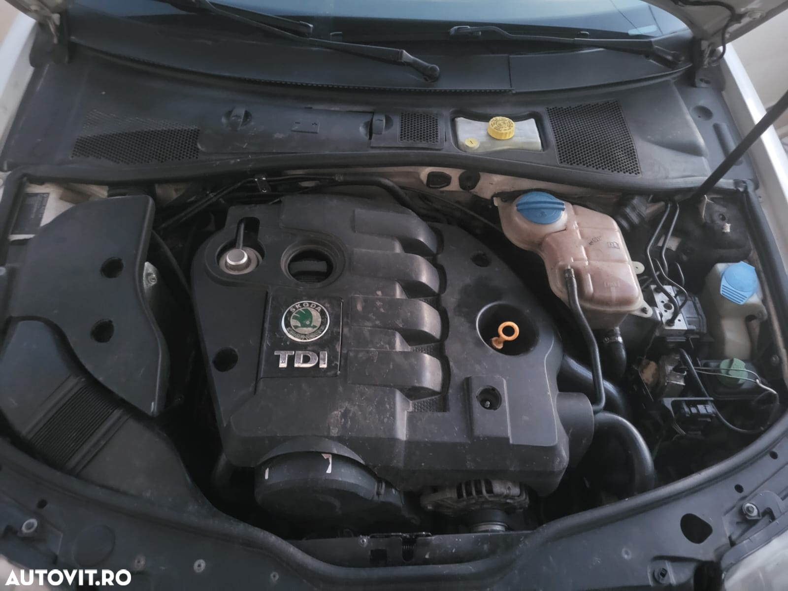Dezmembram Skoda Superb din 2005 1,9 d  AWX - 3