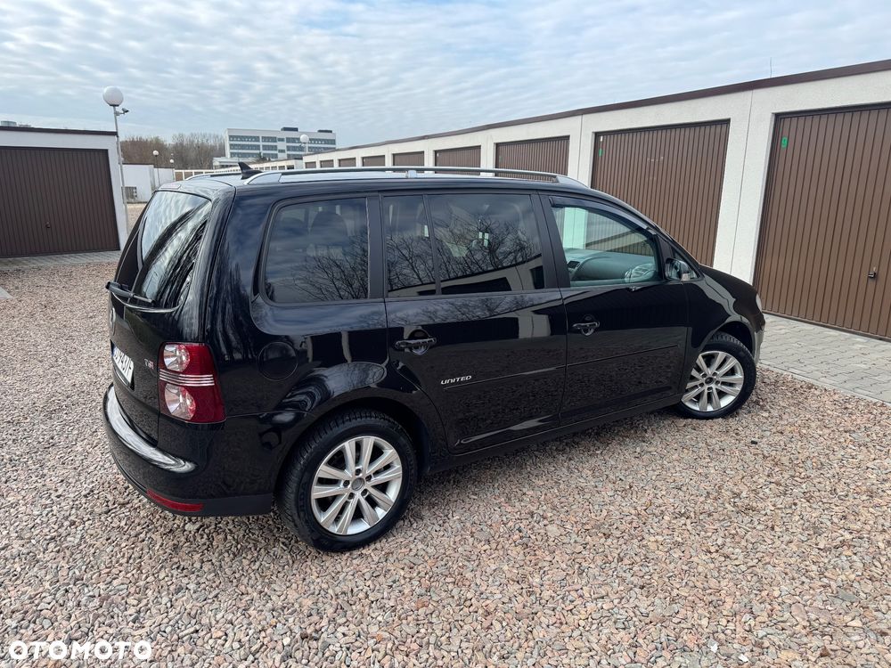 Volkswagen Touran 1.4 TSI United - 31