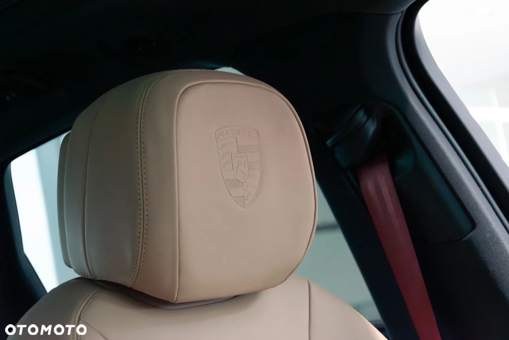 Porsche Cayenne Black Edition - 31