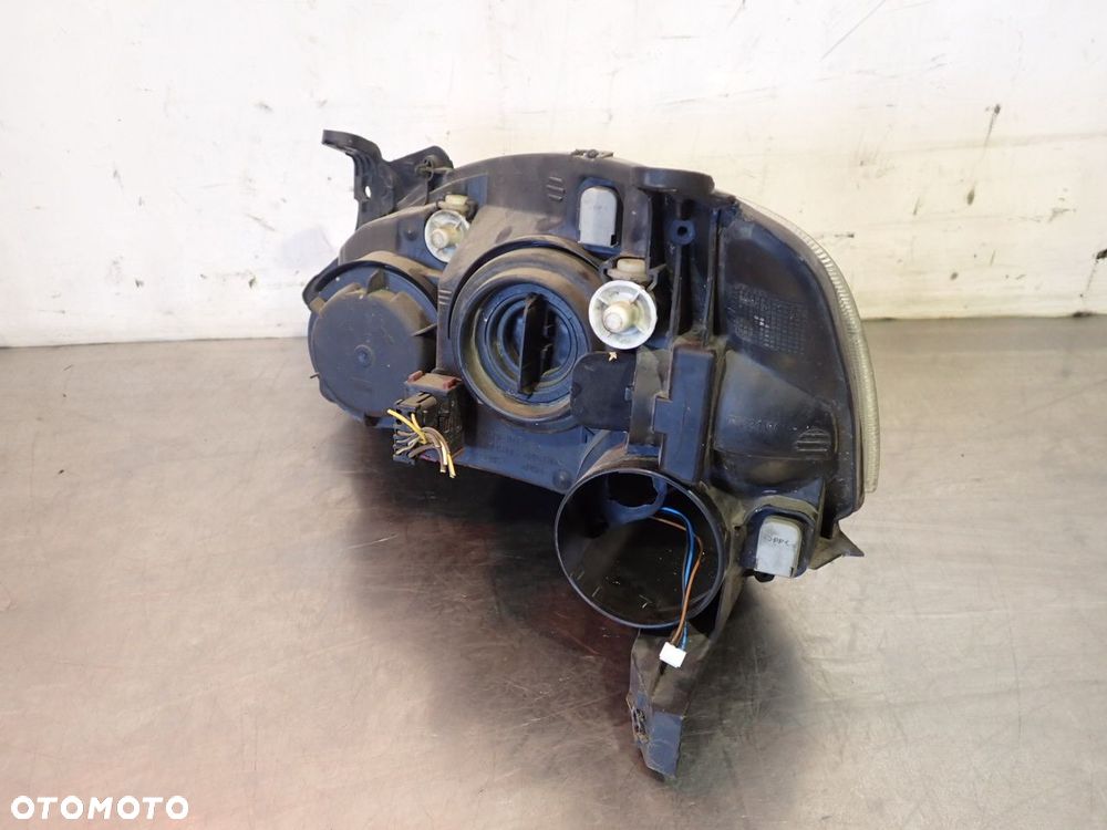 LAMPA PRAWA PRZEDNIA OPEL CORSA C - 5