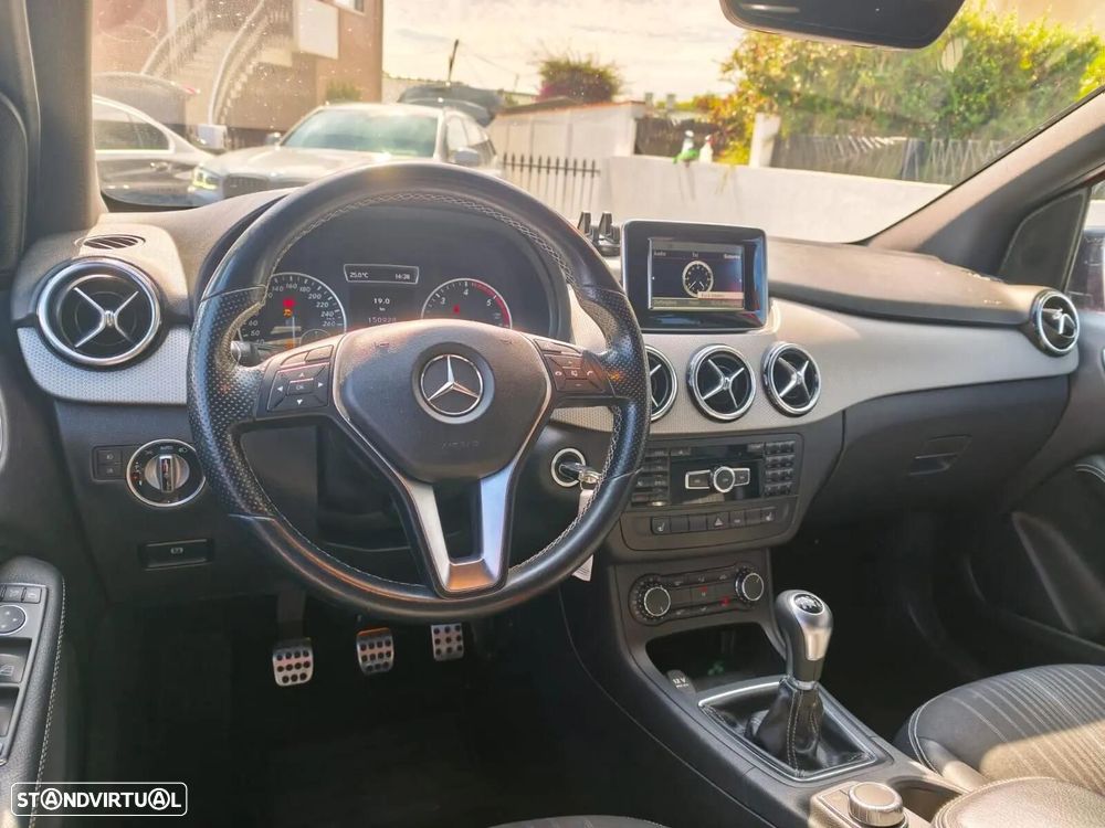 Mercedes-Benz B 200 CDI BlueEFFICIENCY - 14
