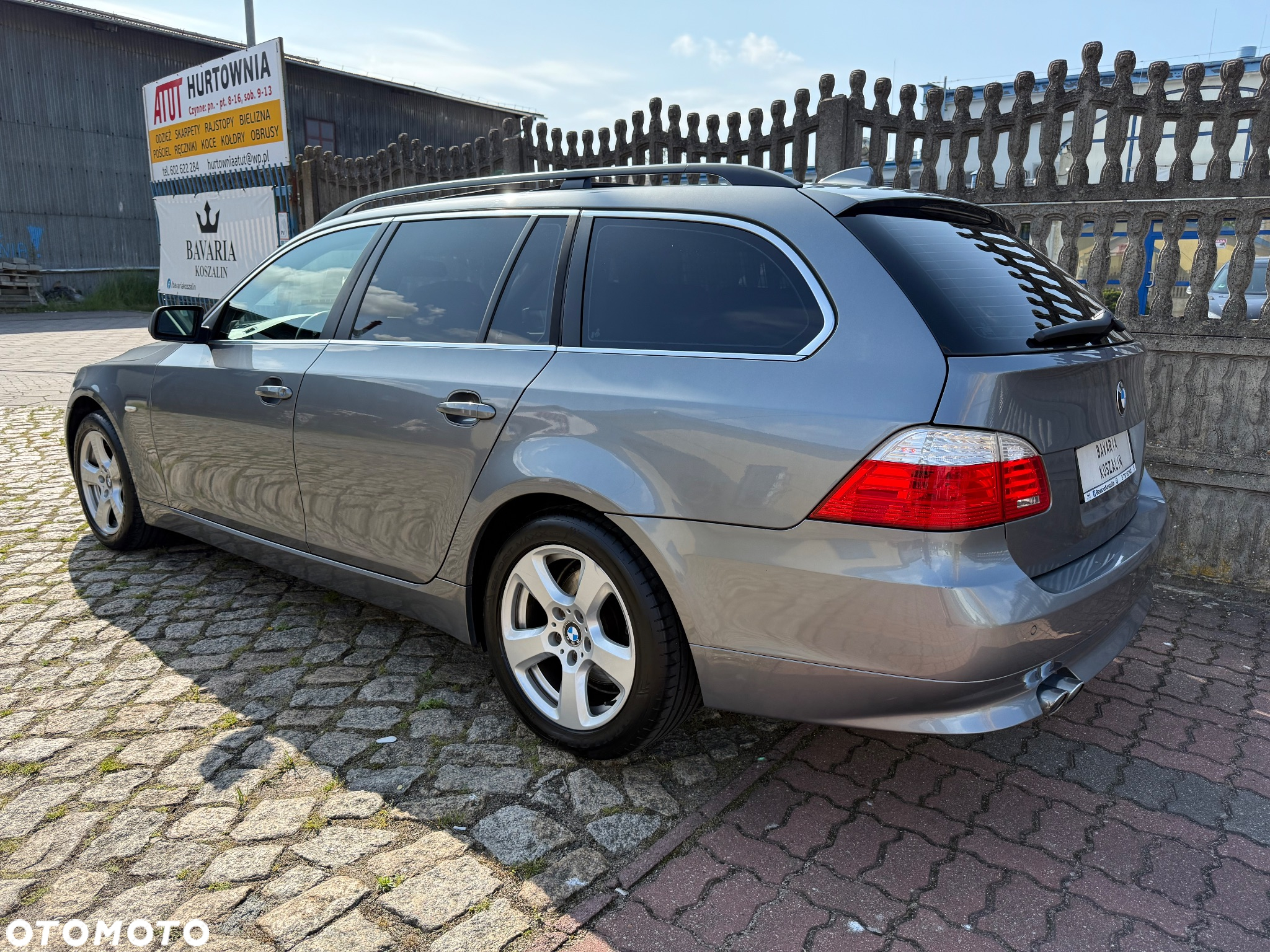 BMW Seria 5 530d xDrive Touring - 14