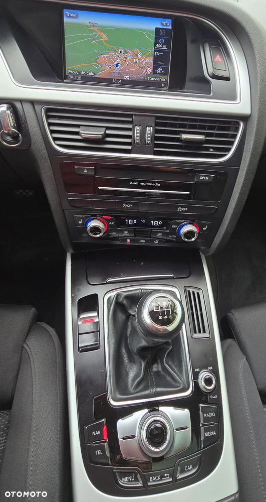 Audi A4 Avant 2.0 TDI DPF S line Sportpaket - 24