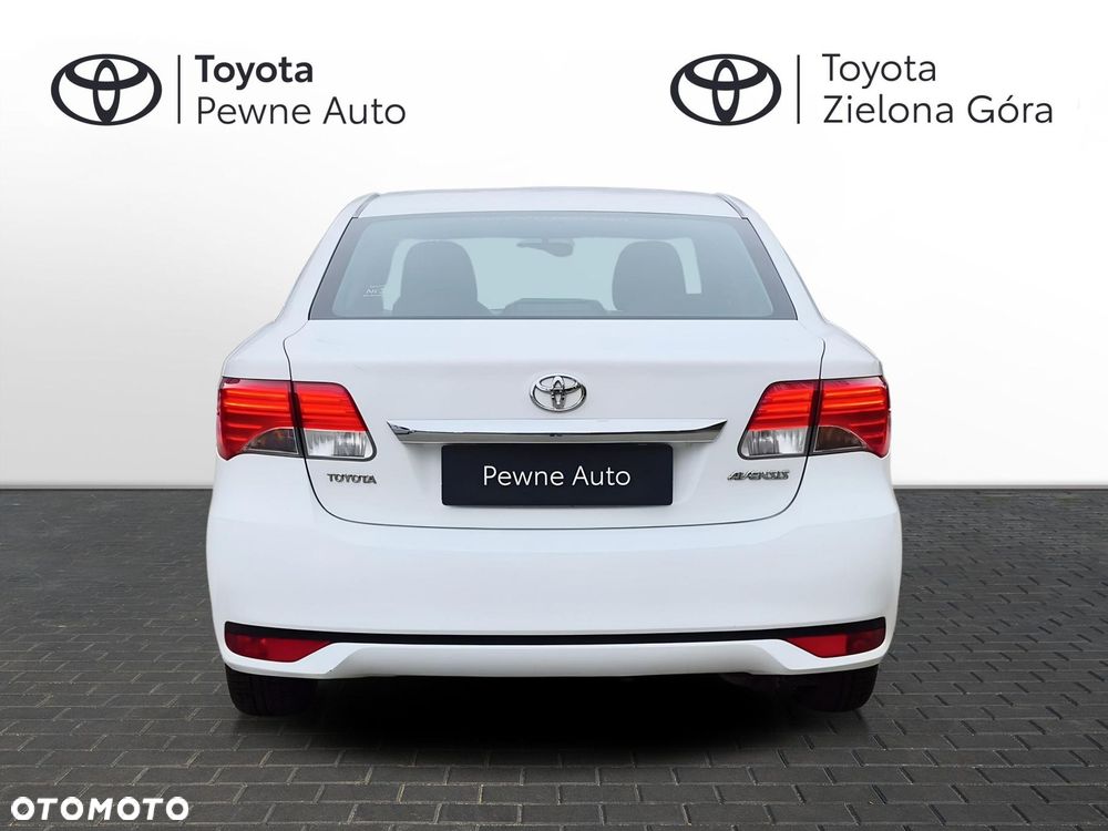 Toyota Avensis 1.8 Active - 4