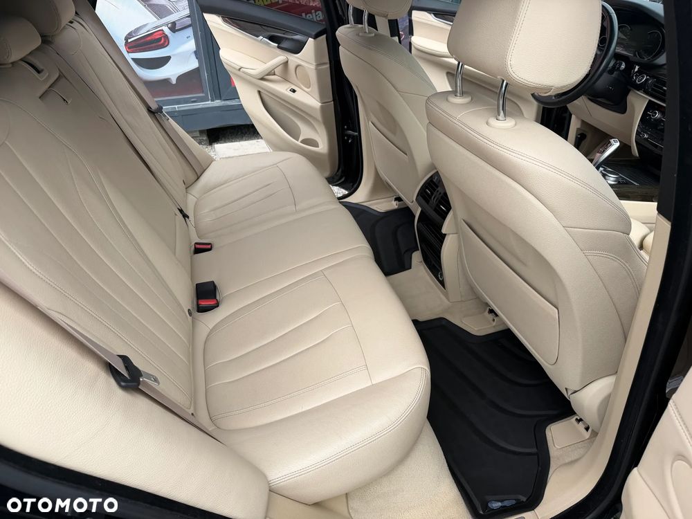 BMW X5 xDrive40d - 8