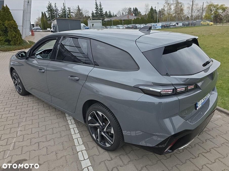 2023 Peugeot 308 1.2 PureTech Allure S&S EAT8, photograph 3