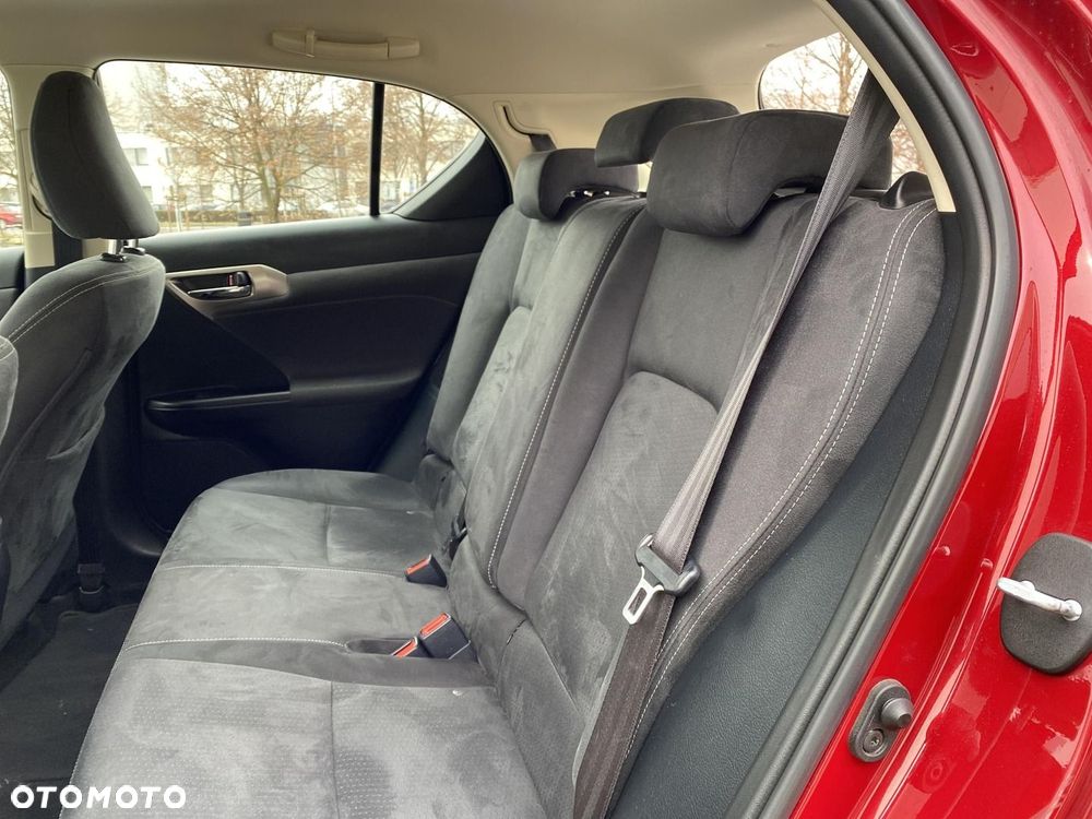 Lexus CT - 14