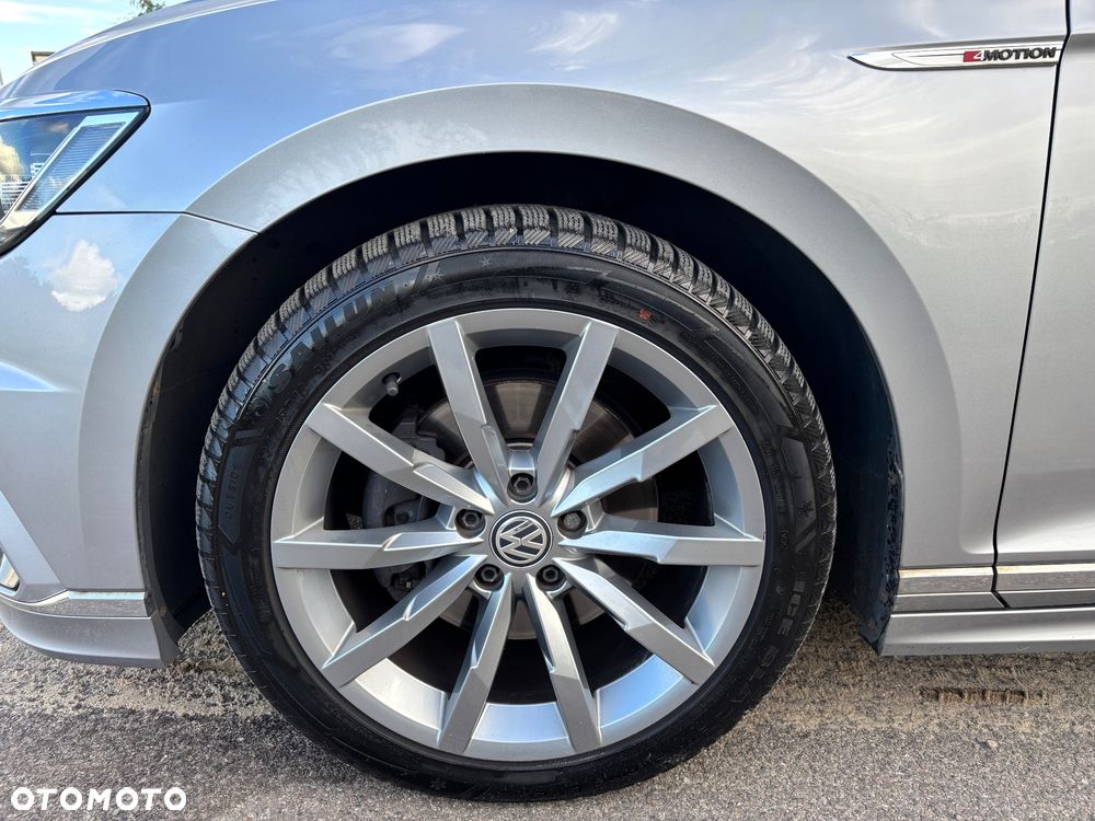 Volkswagen Passat - 17