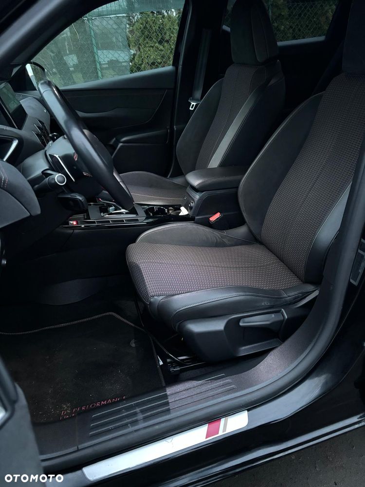 DS Automobiles DS 3 Crossback 1.2 PureTech Performance Line + - 9