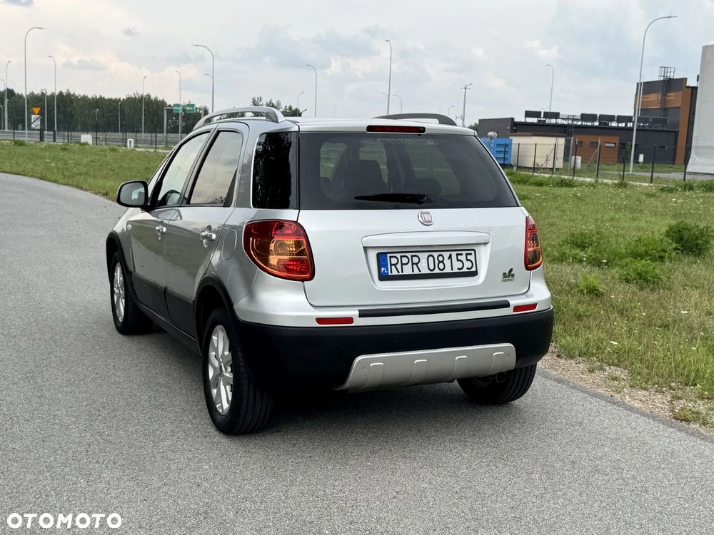 Fiat Sedici 2.0 Multijet DPF 4x4 Emotion - 7