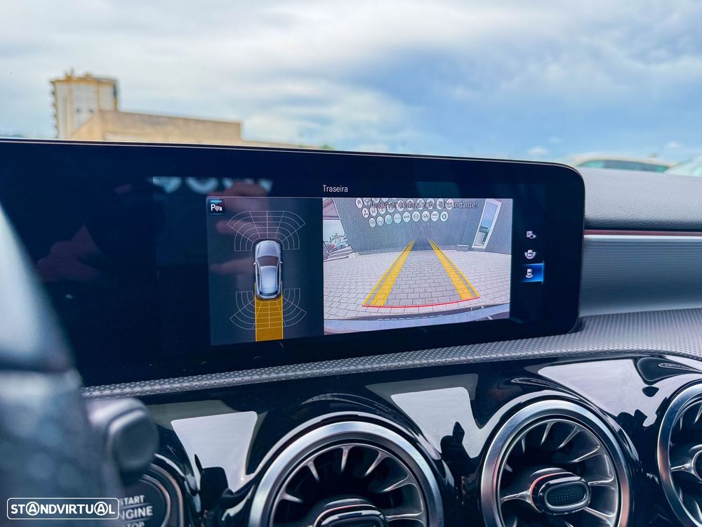 Mercedes-Benz A 250 e AMG Line - 20