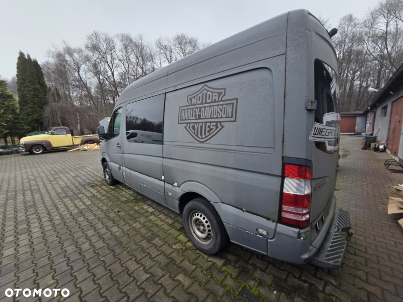 Mercedes-Benz 215 CDI - 10