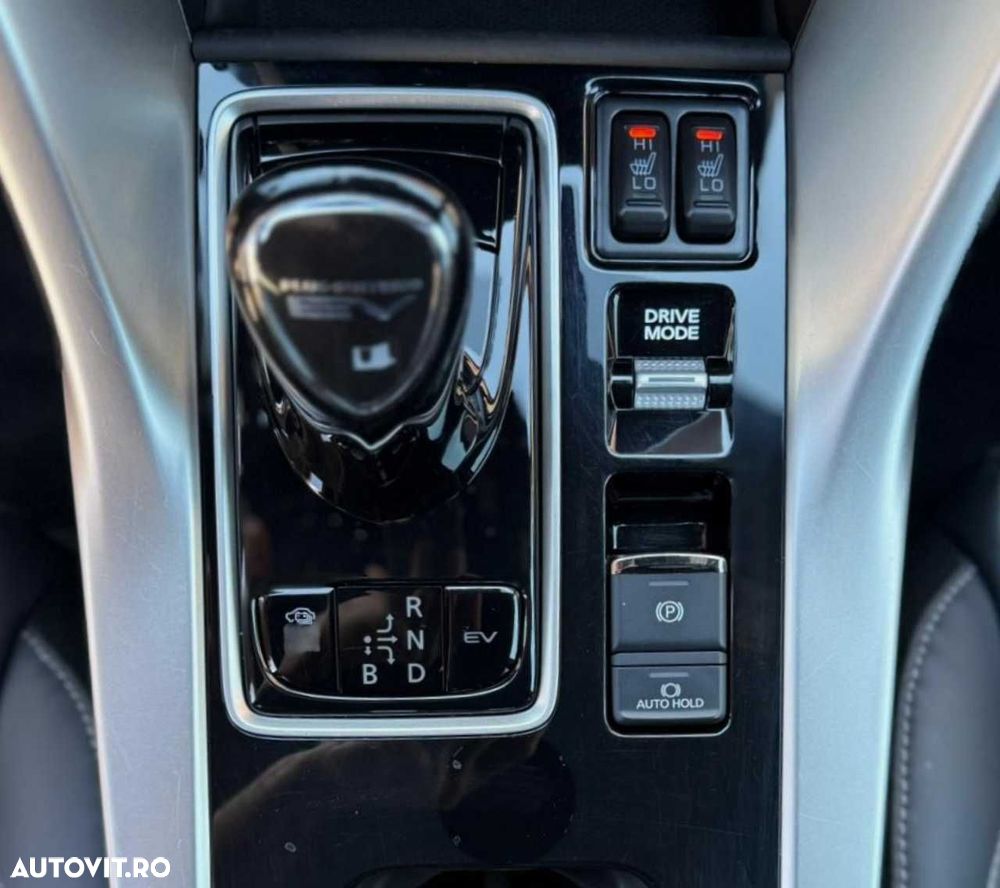 Mitsubishi Eclipse-Cross - 26