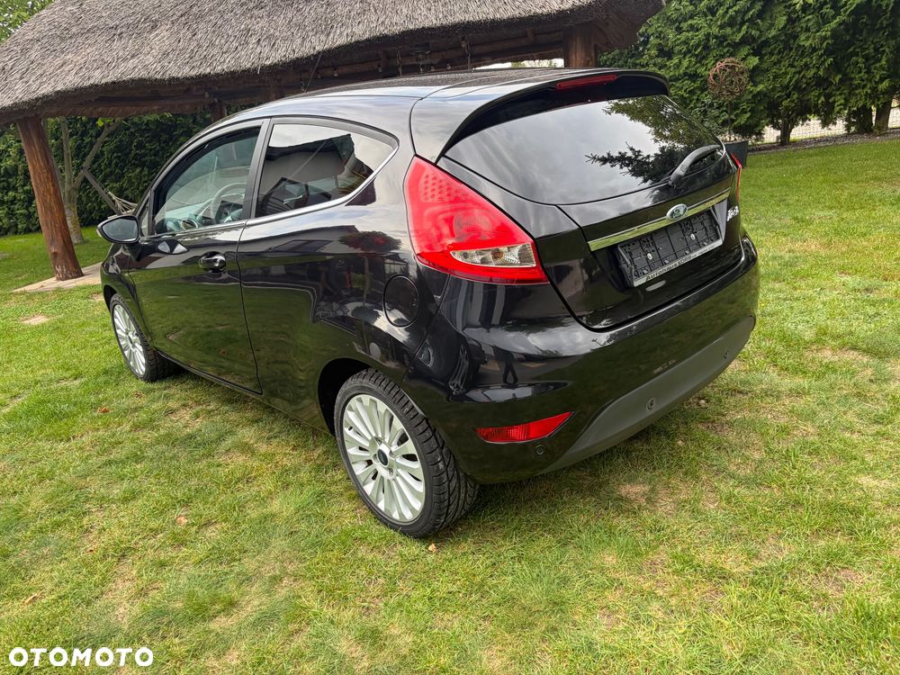 Ford Fiesta 1.25 Titanium - 10