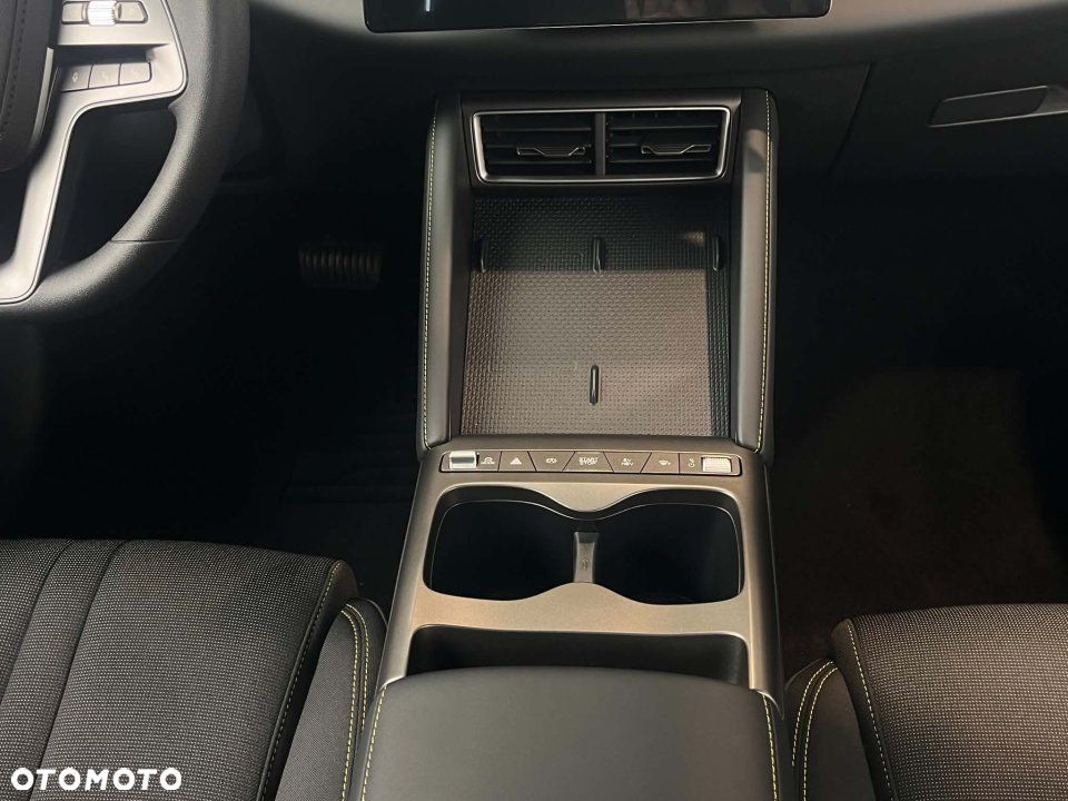 BYD Atto 2 DM-i - 12