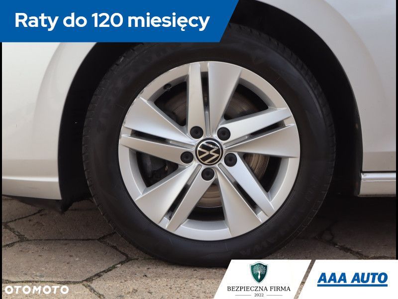 Volkswagen Golf - 15