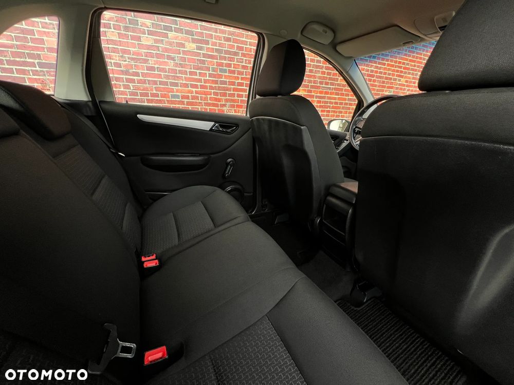 Mercedes-Benz Klasa B - 18