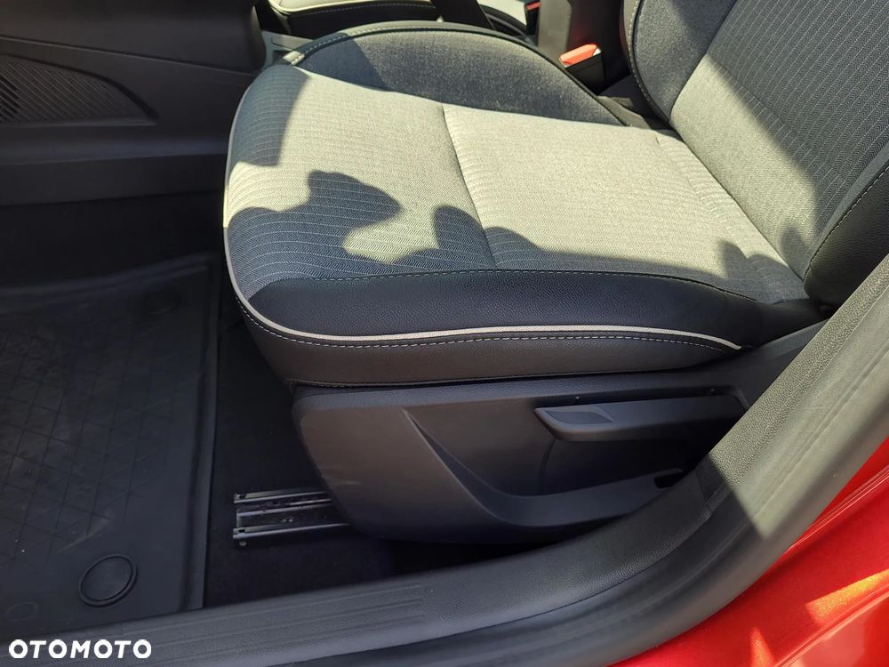 Renault Clio 1.0 TCe Techno - 12