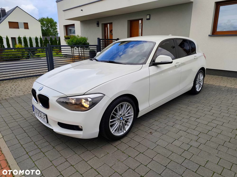 BMW Seria 1 116d EfficientDynamics Sport Line - 11