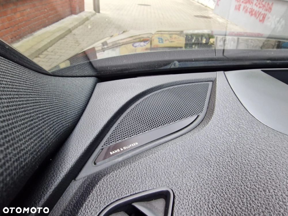 Audi A4 Avant 40 TDI quattro S tronic S line - 23