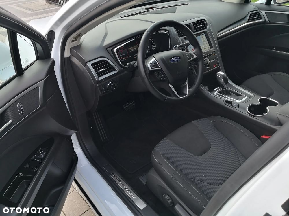 Ford Mondeo 2.0 TDCi Titanium PowerShift - 16