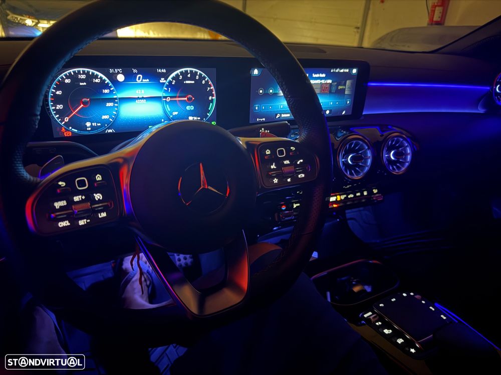 Mercedes-Benz CLA 250 e 8G-DCT AMG Line - 19
