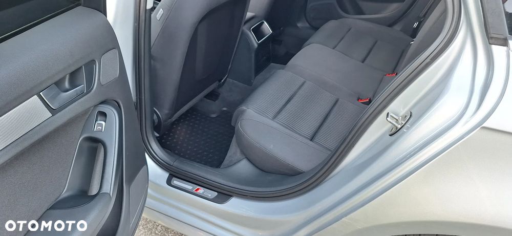 Audi A4 Avant - 8
