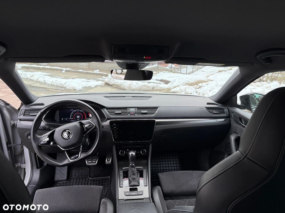 Skoda Superb 2.0 TDI SCR 4x4 Sportline DSG - 12