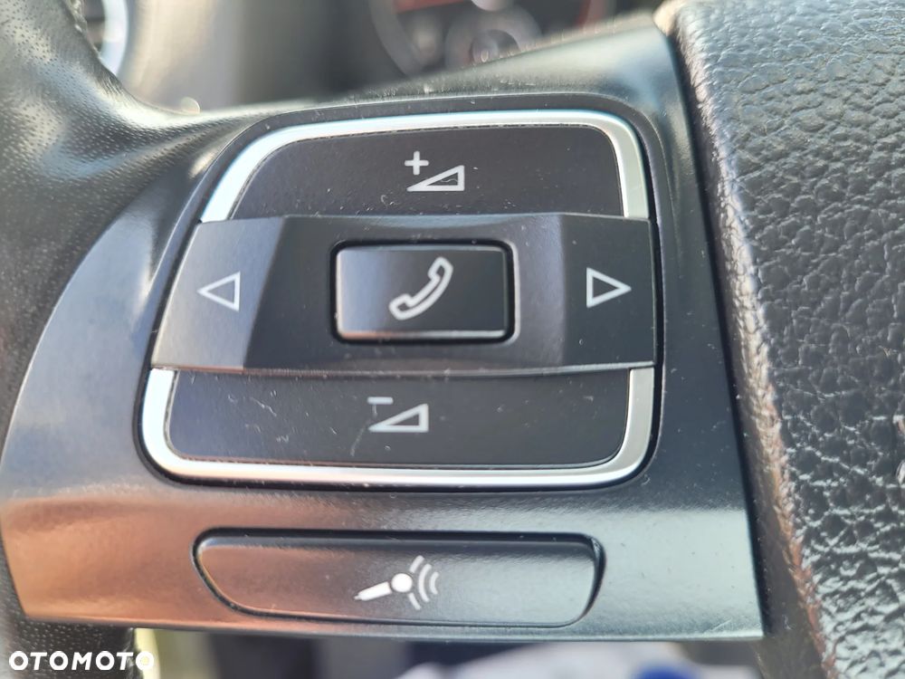 Volkswagen Golf Plus 1.6 TDI DPF Style - 30