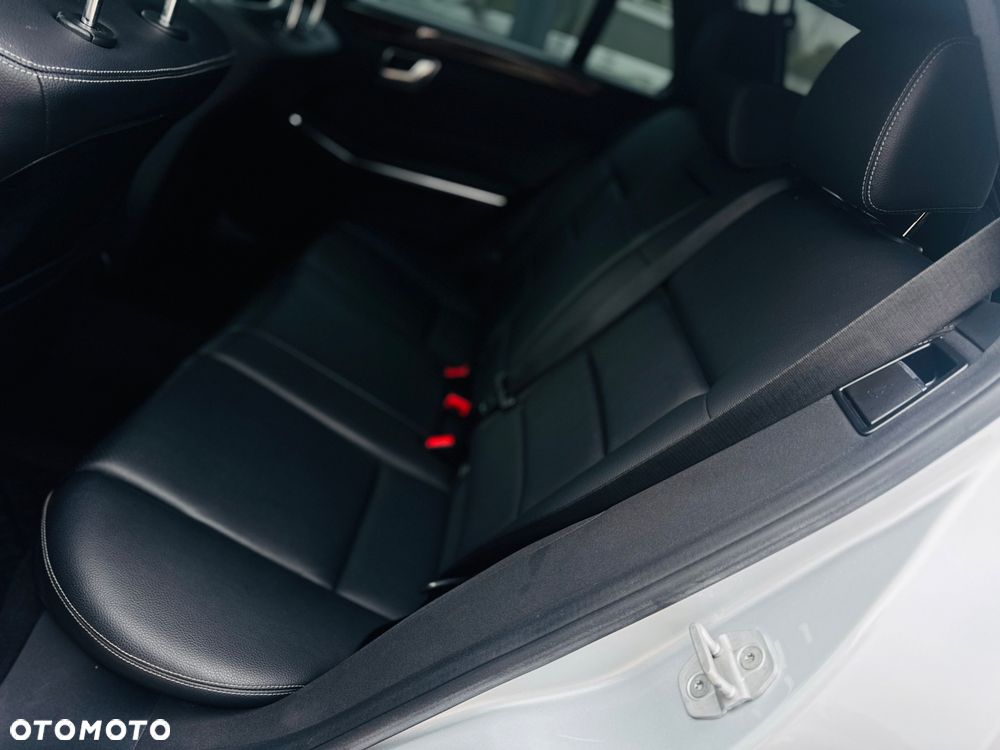 Mercedes-Benz Klasa E 200 7G-TRONIC Avantgarde - 14
