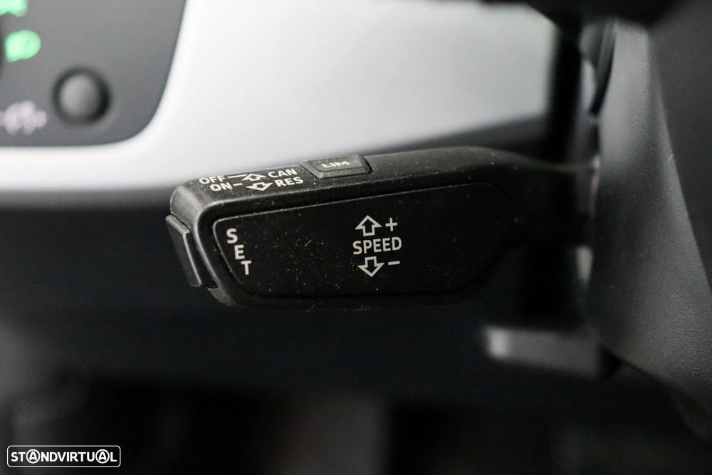 Audi A4 Avant 2.0 TDI S tronic - 34