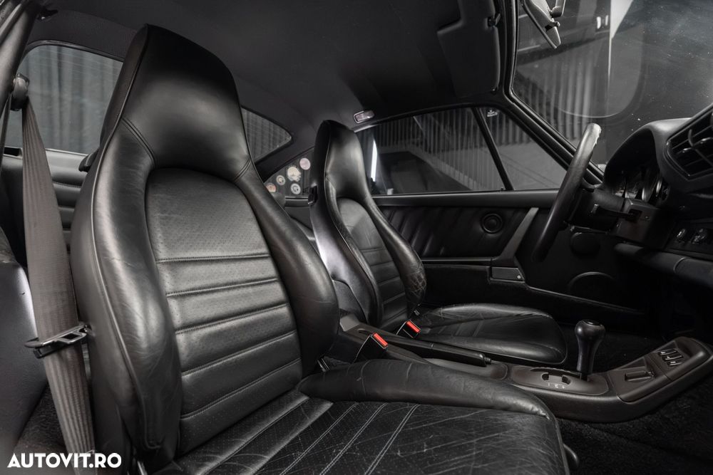 Porsche 911 - 25