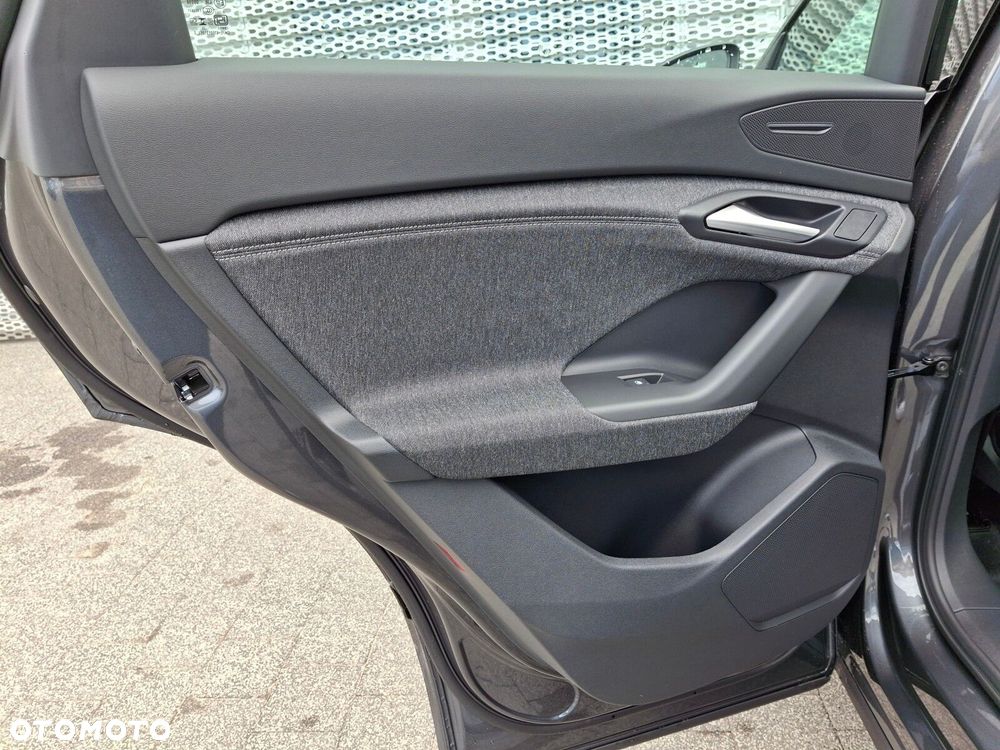Audi Q6 Sportback e-tron - 12