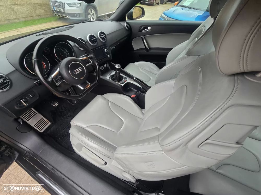 Audi TT Coupé 2.0 TDI quattro - 6