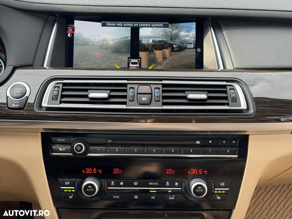 BMW Seria 7 740d Edition Exclusive - 33