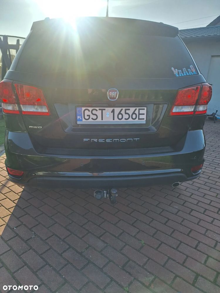 Fiat Freemont 2.0 Multijet Black Code AWD - 4