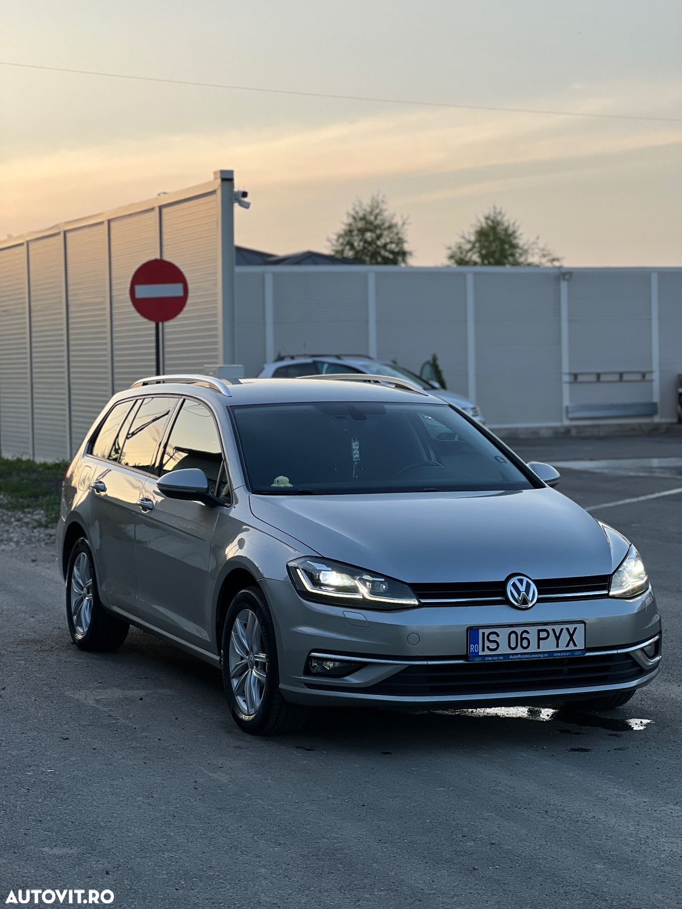 Volkswagen Golf 1.5 TSI Comfortline - 3
