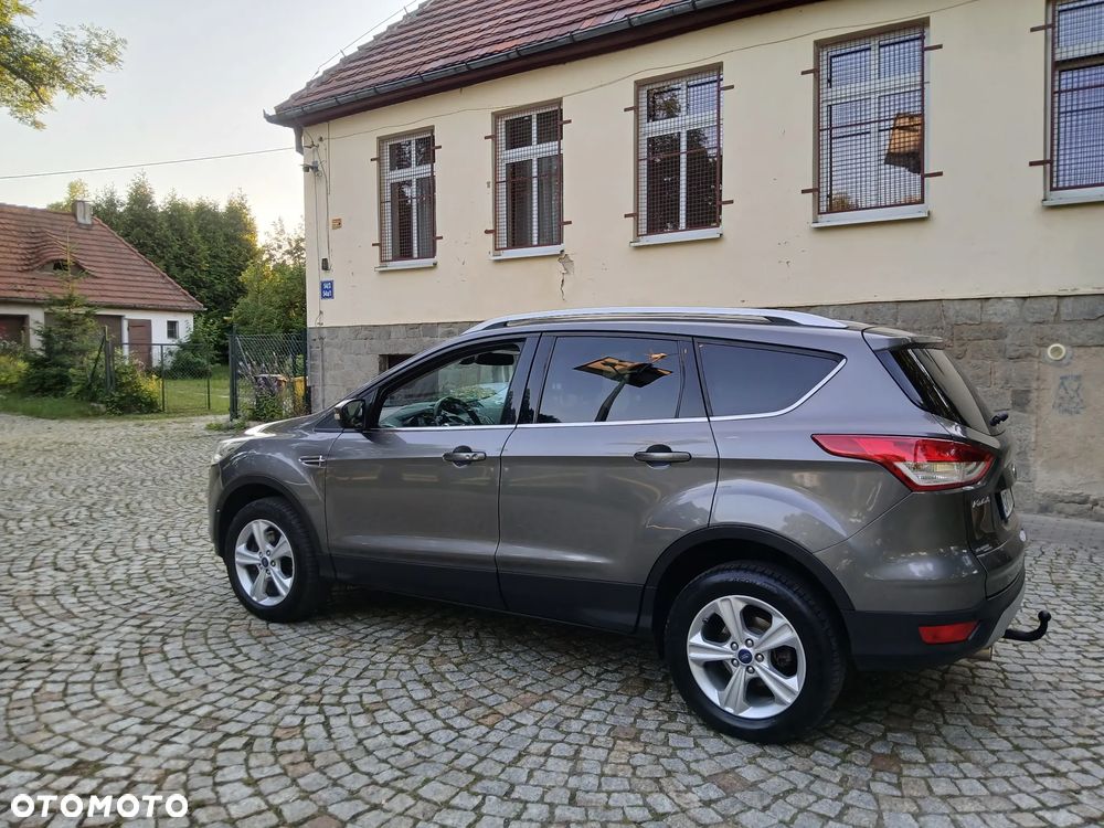 Ford Kuga 2.0 TDCi 4x4 Titanium - 7