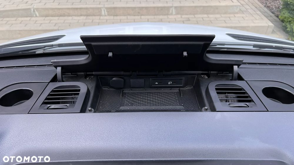 Mercedes-Benz Sprinter 319 CDI - 21