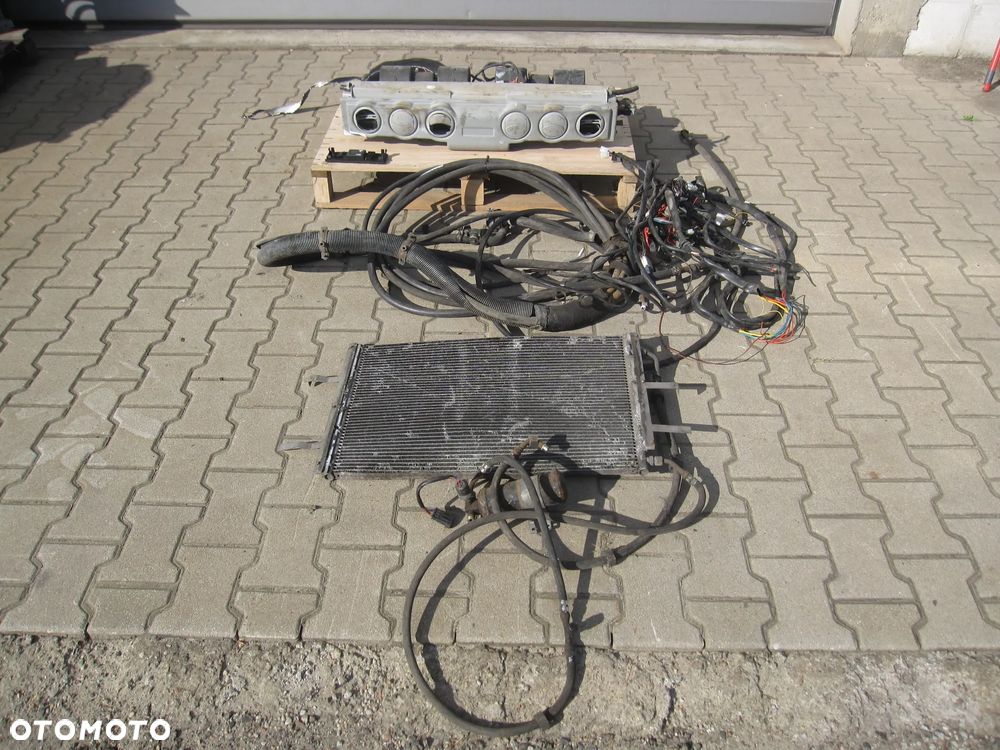 Klimatyzacja Chłodnia chłodzenie renault Trafic II 2 Master III 3 komplet - 6