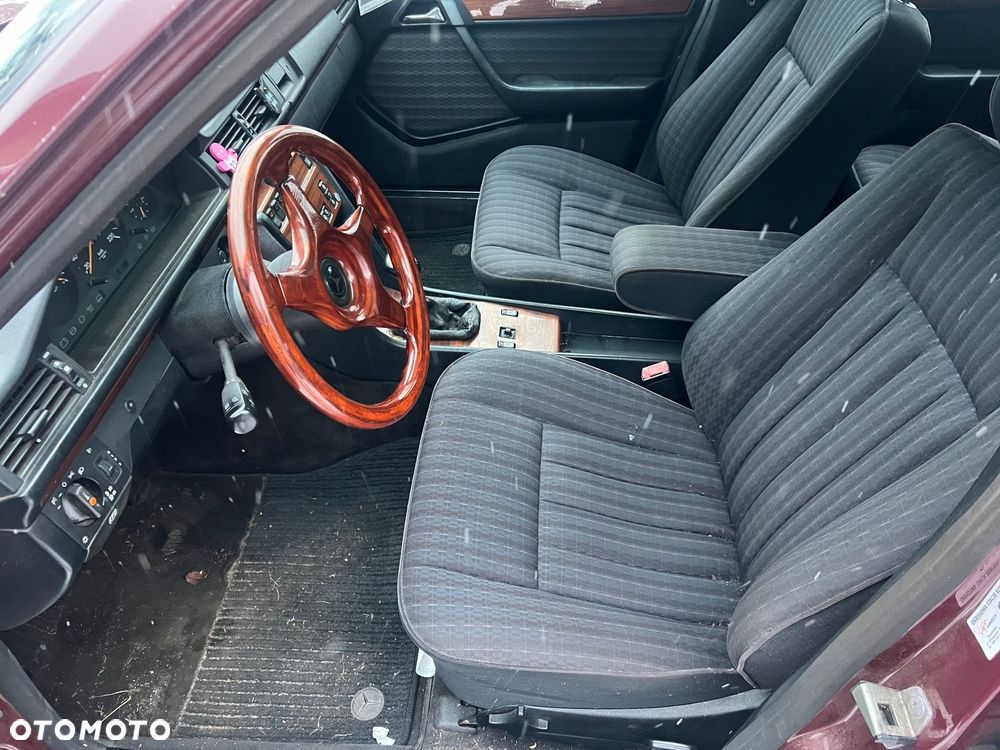 Mercedes-Benz W124 (1984-1993) - 9
