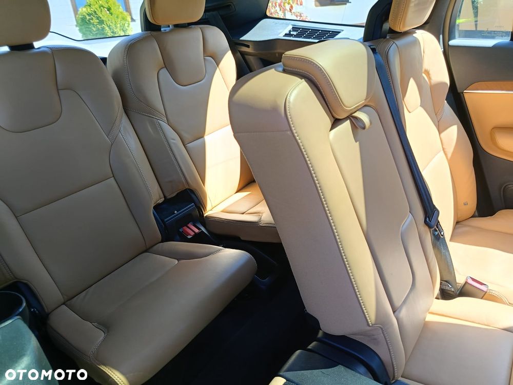 Volvo XC 90 D5 AWD Inscription 7os - 31