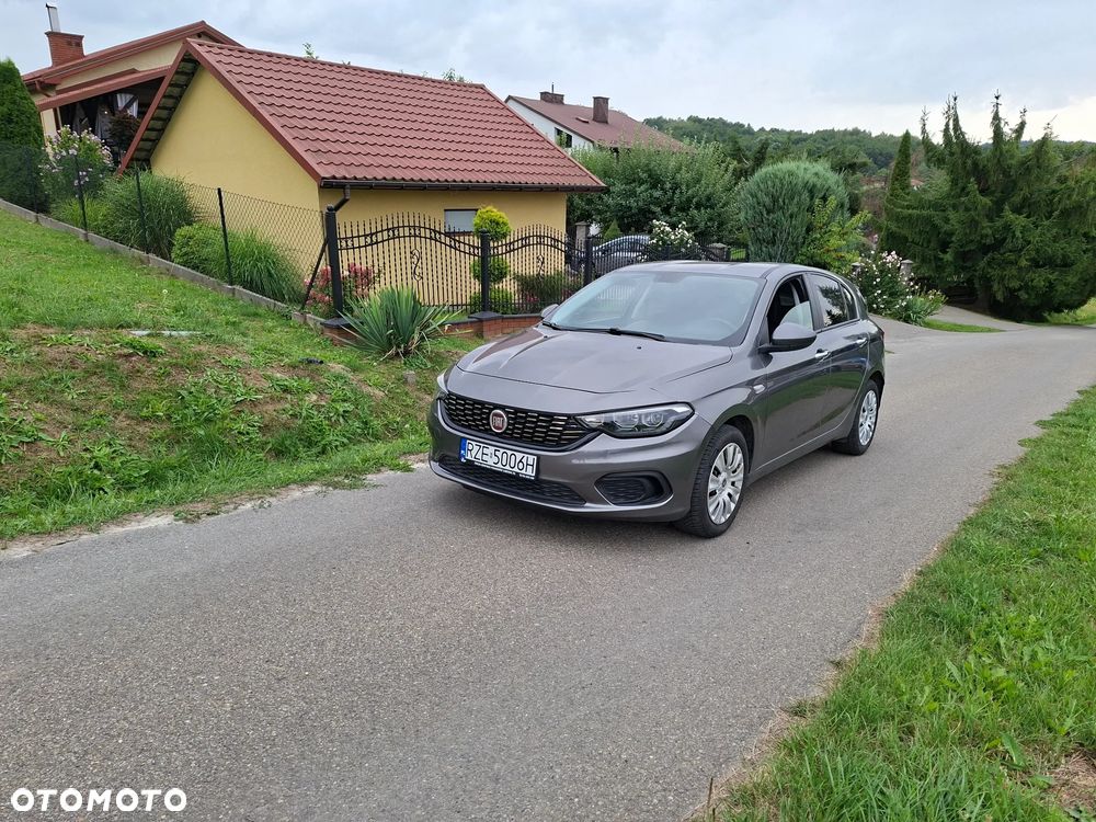 Fiat Tipo 1.4 16v Lounge EU6d - 3