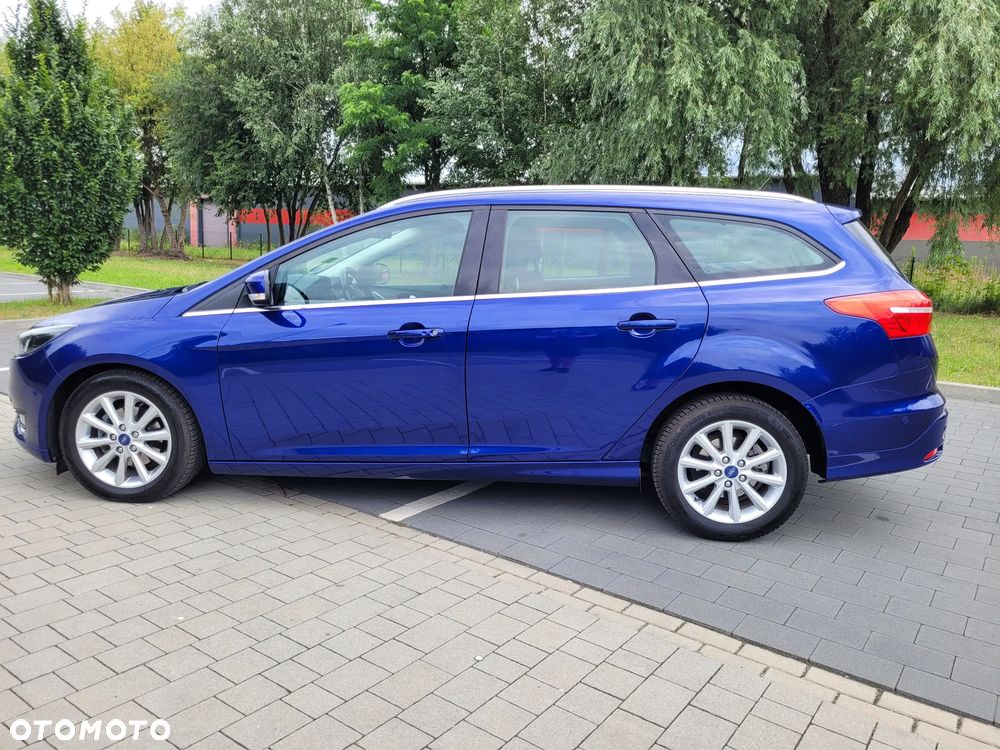Ford Focus 1.0 EcoBoost Titanium - 10