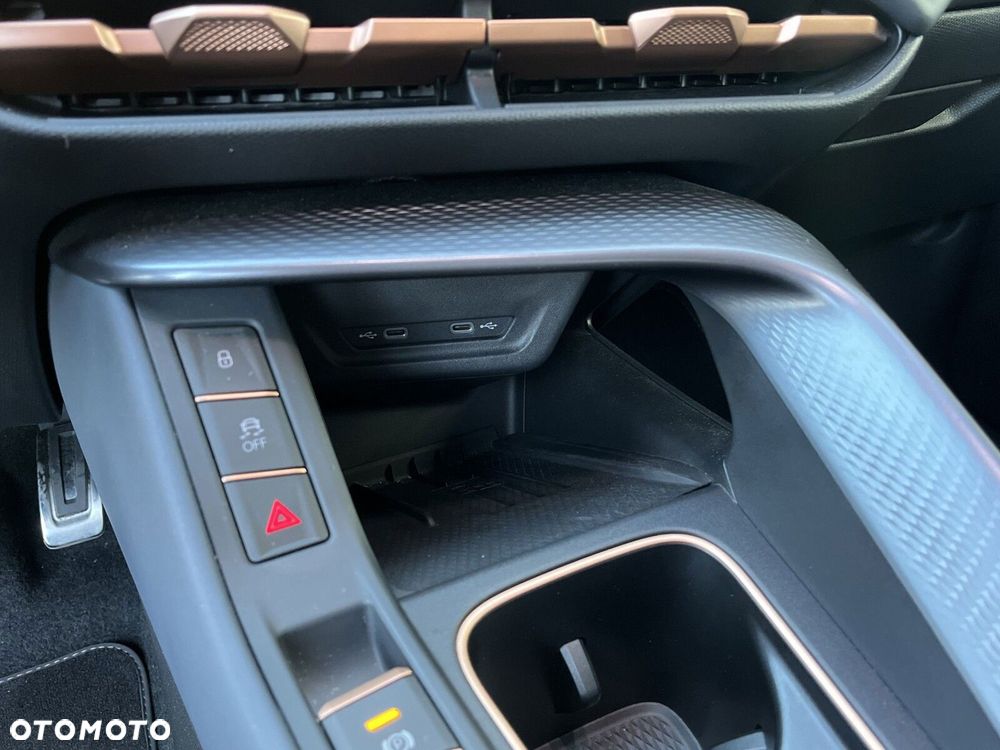 Cupra Terramar 1.5 eTSI mHEV DSG - 26