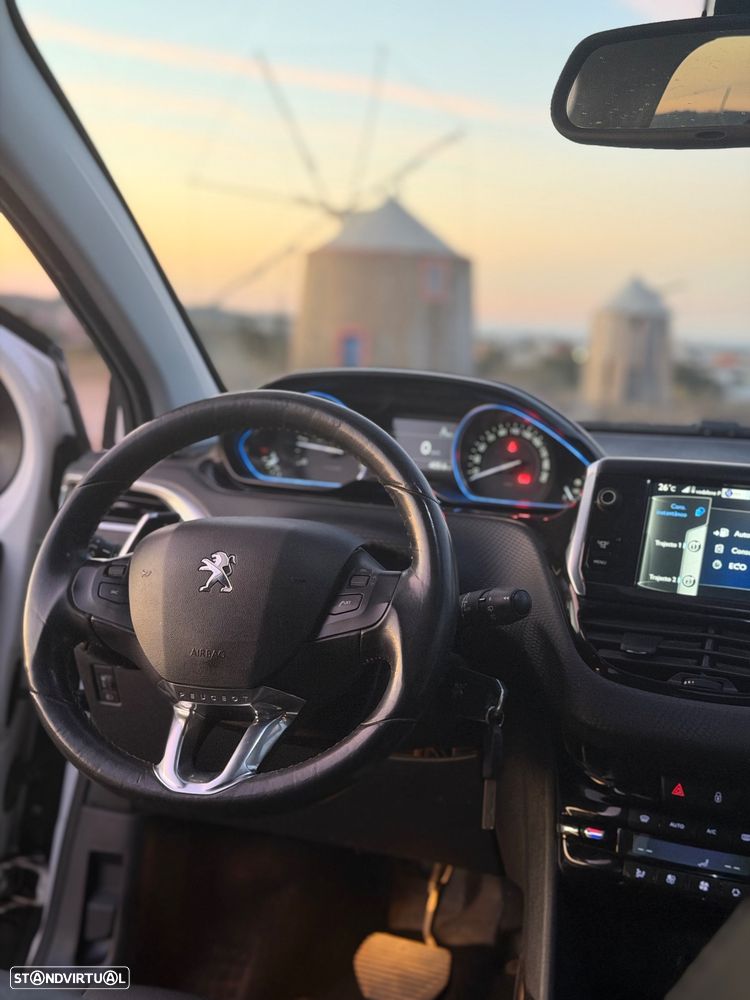 Peugeot 2008 2014 photo 3